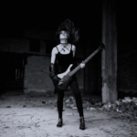Mulher tocando guitarra: Sublimação Rock